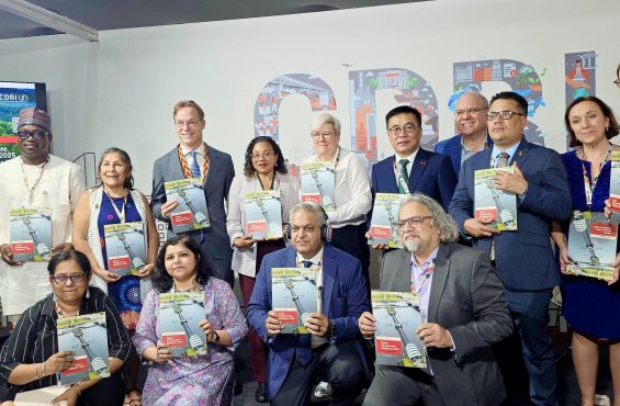 Б.БАТБААТАР САЙД "ДЭЛХИЙН ДЭД БҮТЦИЙН ТОГТВОРТОЙ БАЙДЛЫН ТАЙЛАН-2025" НЭЭЛТТЭЙ ХУРАЛДААНД ИЛТГЭЛ ТАВИЛАА